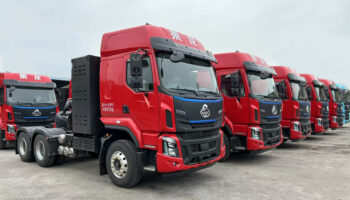 【開門紅】玉柴物流集團玉柴機電南寧公司喜獲50臺乘龍新能源牽引車訂單，開啟蛇年 “開門紅”